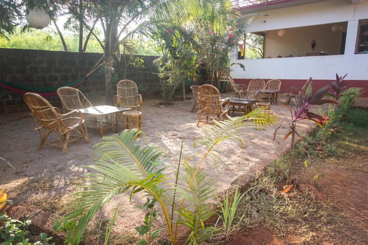 Hari Om Hotel Gokarna  Exterior photo