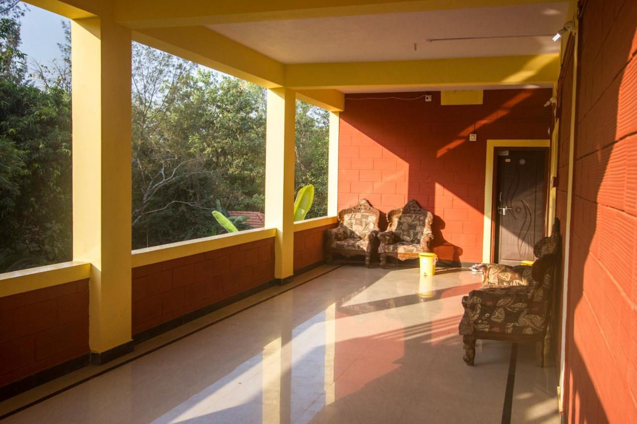 Hari Om Hotel Gokarna  Exterior photo